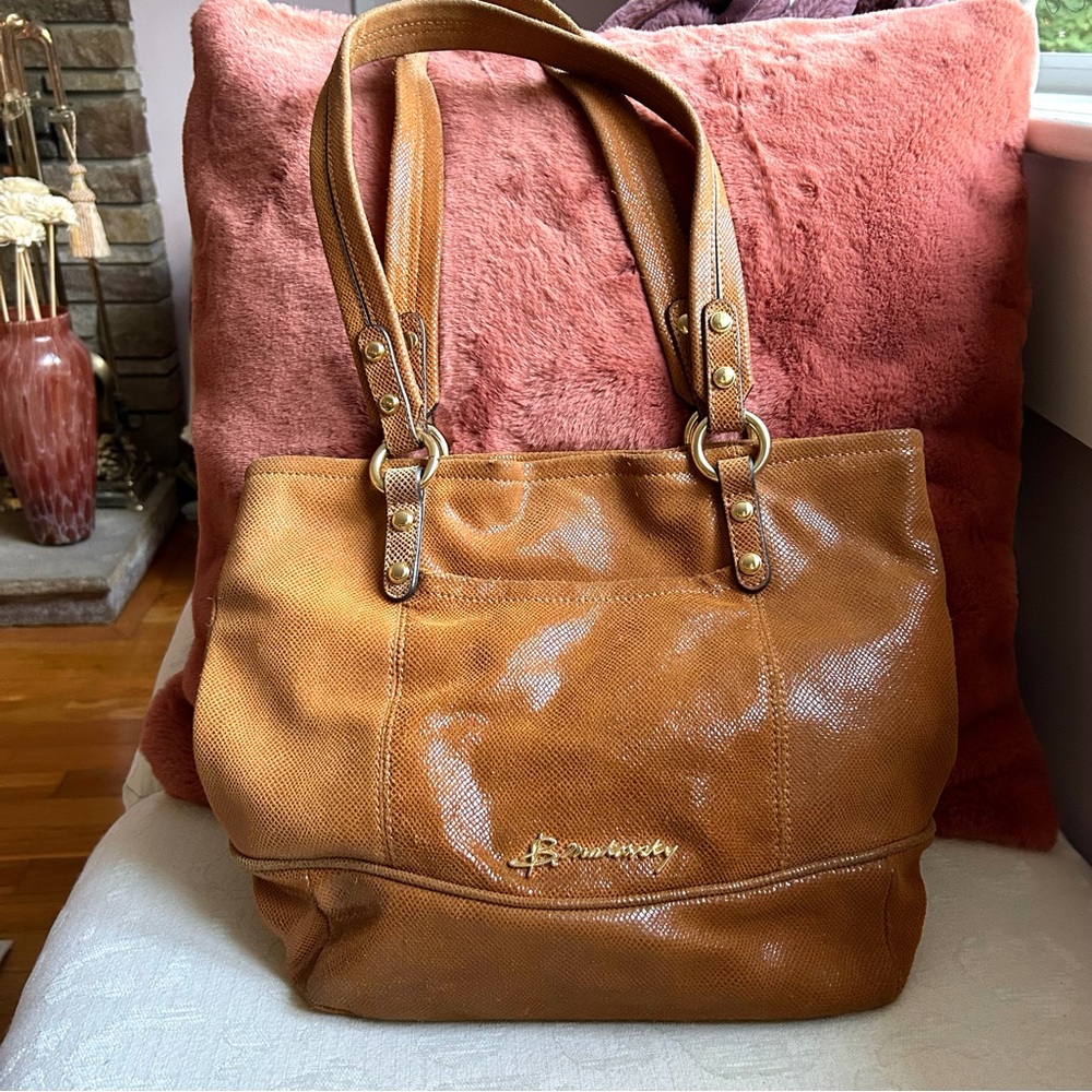 B.Makowsky Carmel Leather Tote Shoulder Bag